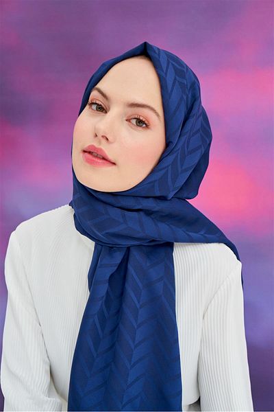 carell Dark Blue Diamond Patterned Cotton Silk Shawl