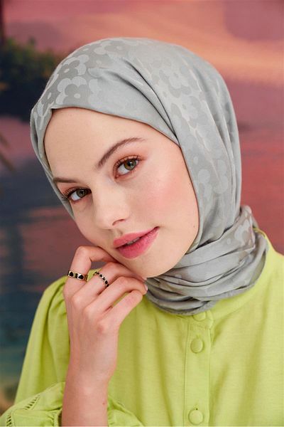 carell Italian Silk Jacquard Floral Pattern - Sha Light Gray