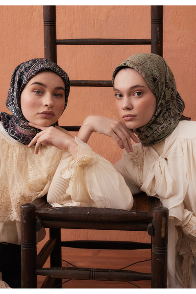 Fresh Φουλάρι από βαμβακερό μετάξι με σχέδιο Ελένη, χρώμα κερασί.