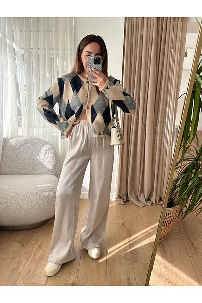 Marbella Women's Elastic Waist Shiny Trousers