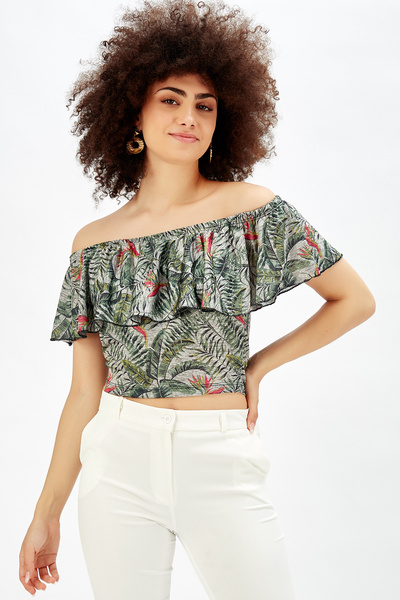 Sense Коротка блуза з воланами та принтом у вигляді квітів і папуг