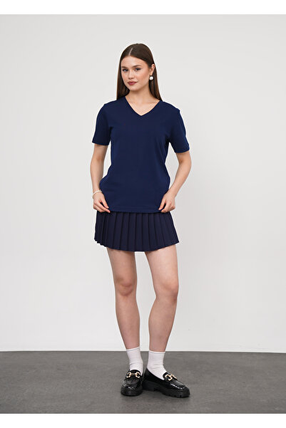 Ay Moda Collection %100 Pamuk İnterlok Kumaş Regular Fit V Yaka Kadım T-shirt