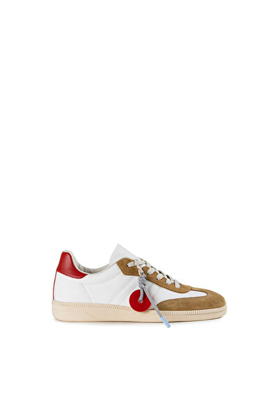 Twist Colorblock Sneaker with Contrast Accessories