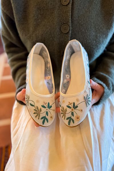 SHOEBELLAS Presă alb broderie detaliu balerini damă