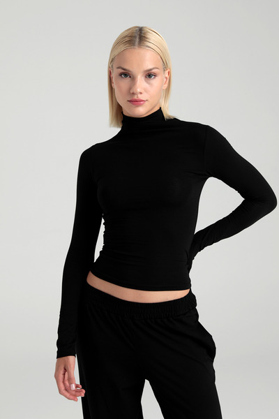 SHEISMONO Εξαιρετικά μαλακή μπλούζα με μισό ζιβάγκο μαύρη