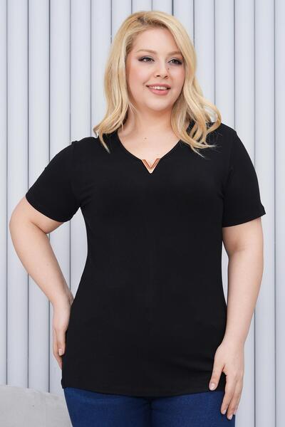 Siyezen Plus Size V Gold Buckle Detailed Blouse