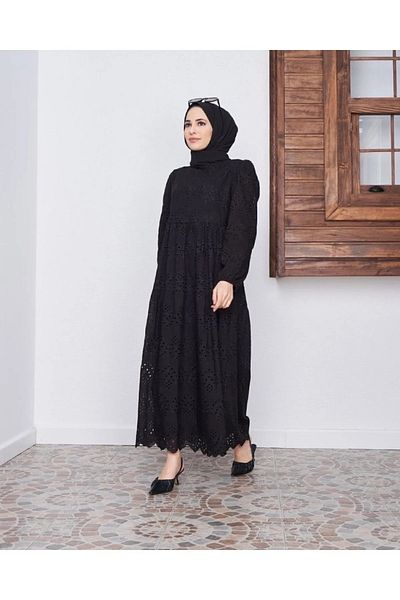 Moda Reyhan Μαύρο φόρεμα με δαντέλα με χτένισμα