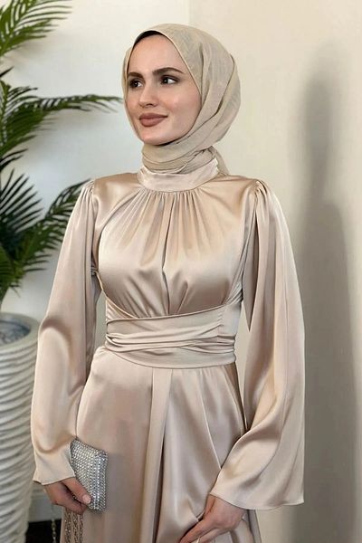 ModaMerve Rochie spaniolă din satin cu bretele încrucișate