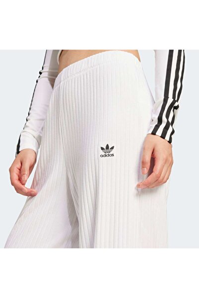 adidas Essentials Kadın Krem Pantolon (JD1497)