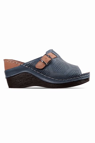 Lal Shoes & Bags Papuci cu toc cu pană albastru - piele naturală, curea și detaliu cu cataramă