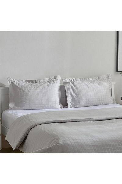 Home Box Opulent Luxe 3-Piece Cotton Solid Dobby Super King Duvet Cover Set - 220x240 cm