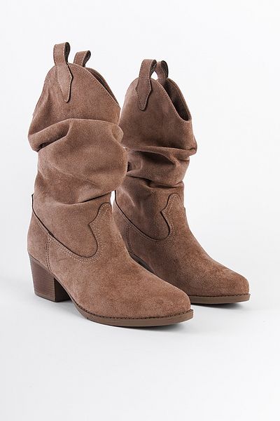 Capone Outfitters Cowboystiefel aus Wildleder für Damen – zum Reinschlüpfen