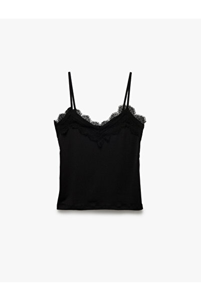 Koton Pamuklu İnce Askılı Dantel Detaylı Atlet