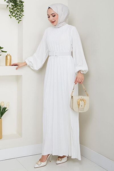 hafsamina Λευκό φόρεμα Aerobin - Με ζώνη και πλισέ HM2339
