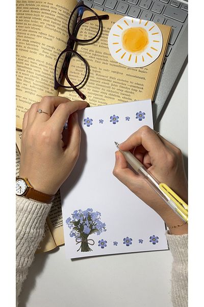 Handeto Kraft Purple Flower Themed Notepad - Check Book, Glue Memo Pad, A5 Unlined Notebook
