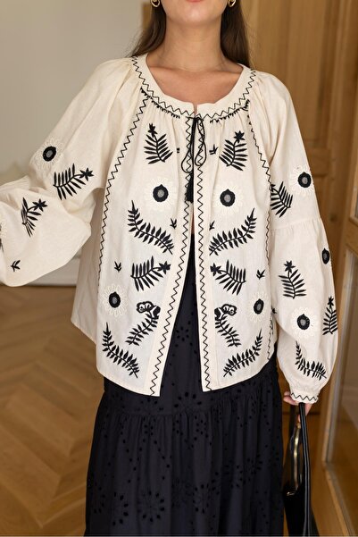 Askı Nişantaşı Bej Püskül Detaylı Nakışlı Keten İnce Ceket