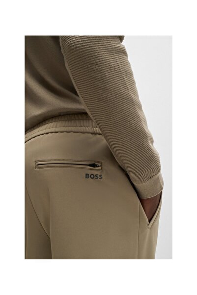 BOSS Kolay ütülenen dört yönlü esnek kumaştan daralan kesim chino