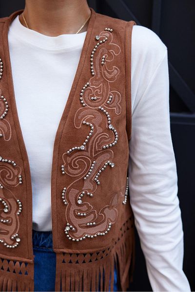 Askı Nişantaşı Suede Vest - Brown Embroidered, Stone Printed and Tassel Detail