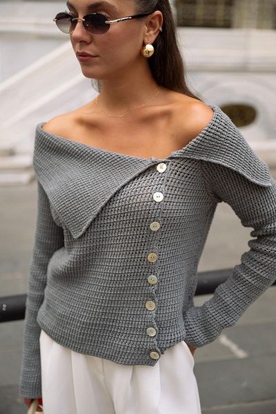 Askı Nişantaşı Boat Neck Gray Knitwear - Front Buttoned