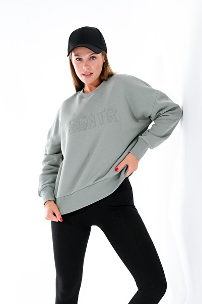 Signature Style 724511_Γυναικείο φούτερ με στρογγυλή λαιμόκοψη Oversize - κολεγιακό στυλ, σπορ, υπαίθριος αθλητισμός