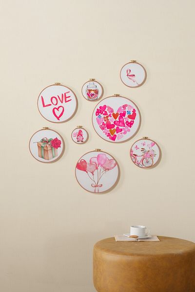 Montisu Pink Heart Valentine's Day Special Wall Decoration