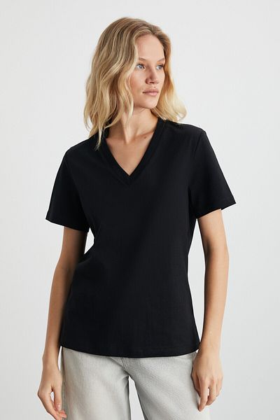 GRIMELANGE Alıne Women's 100% Organic Cotton Deep V-Neck Comfort Fit Black T-Shirt