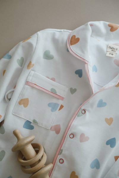 DoDo'S Baby Girl's Colorful Hearts Print Pajamas Set