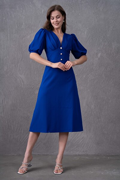 bayansepeti Сакс Синя атласна тканина V-подібний виріз Принцеса рукав Ґудзики Аксесуари Клош Міді Вечірня сукня 153