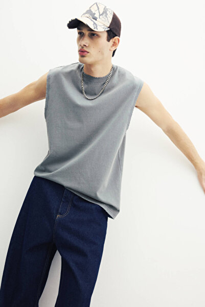 Pull & Bear Soluk efektli ve askılı t-shirt