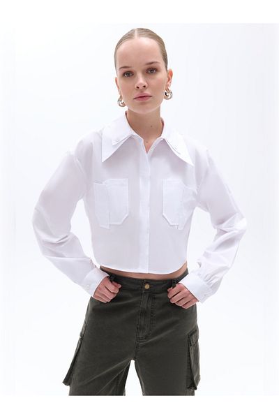 Nocturne Button Detailed Shirt on the Collar