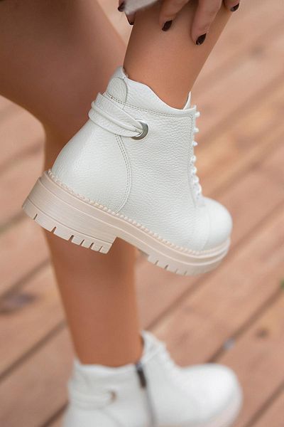 Parponi Drop Zippered Women's Genuine Leather Boots Ecru