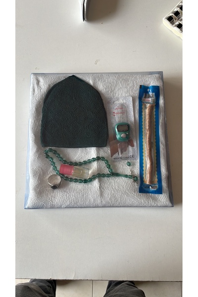 Classy 5 ad hediyelik hac umre zikirmatik ince seccade takke esans yüzük misvak tesbih seti karışık renkl