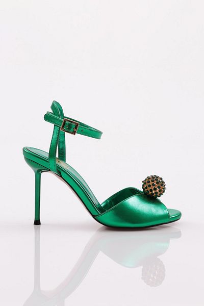 DGN 3107 Model Stone Globe Detailed Women's Heeled Shoes