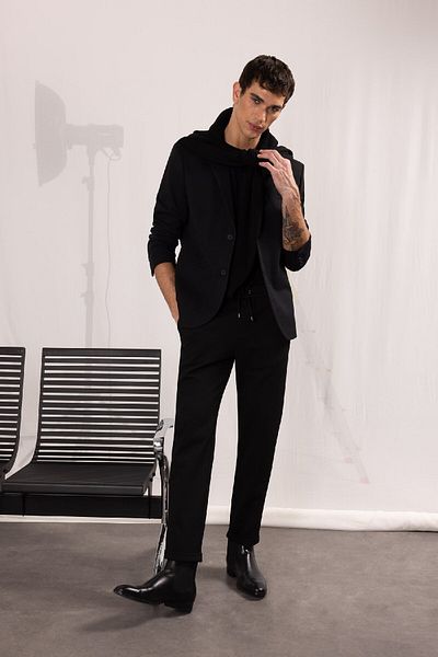 DeFacto Gabardine Jogger υφασμάτινο παντελόνι με διπλό πόδι ελαστική μέση με τσέπες Y2651az24au