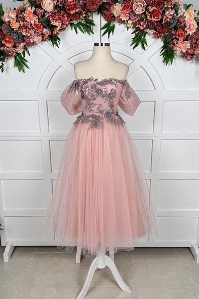 Lenta Moda Powder Glitter and Colorful Three-Dimensional Lace Detailed Midi Length Evening Dress and Evening Dress