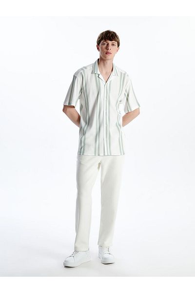 LC Waikiki Ανδρικό πουκάμισο LCW Vision Regular Fit με κοντό μανίκι Dobby