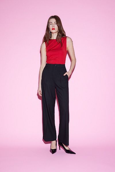DeFacto Valentinstag Slim Fit Slim Fit Rundhalsausschnitt Basic Plain Red Tank Top E9046ax25sp