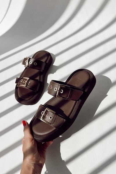nope21shoess London Brown Genuine Leather Slippers
