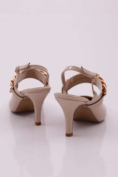 DGN Kadın Aksesuarlı Bantlı Topuklu Ayakkabı Bej Rugan 7163414