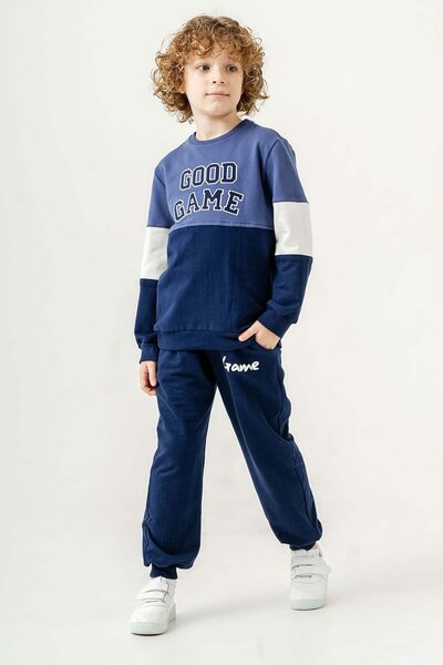 Gold Class Kidswear Спортивний костюм для хлопчиків з еластичними манжетами та принтом на грудях, 2 частини
