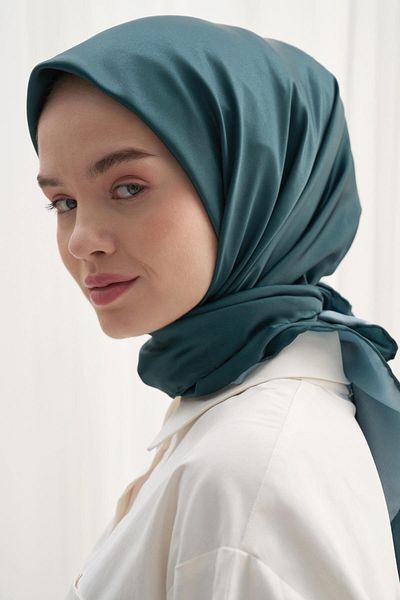carell Emerald Green Twill Scarf