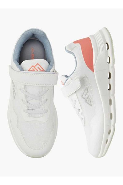 Oaklan by Shoexpress Oaklan by Shoexpress Textured Sneakers with Hook and Loop Closure