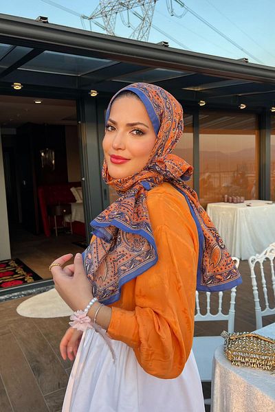 carell Şevval Karakoç's Choice Sunset Blaze Orange Comfy Silk Shawl
