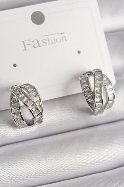 Store النحاس الفضة اللون الزركون حجر عقدة هوب نموذج الأقراط النسائية