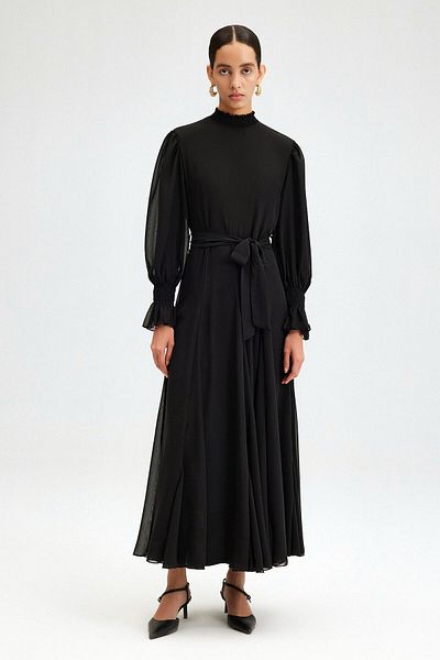 Touché Privé CHIFFONKLEID MIT STILKRAGEN