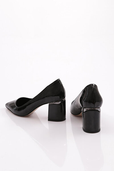 DGN Kadın Sivri Burun Kalın Topuklu Ayakkabı Siyah Kırışık Rugan 44112534