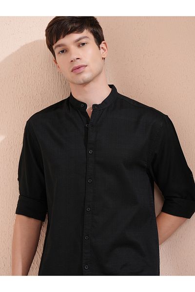 Highlander By Styli Relaxed Fit Mandarin Collar Shirt