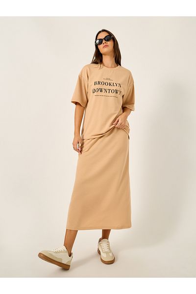 Styli Oversized Graphic Print T-Shirt and Midi Skirt Co-Ords