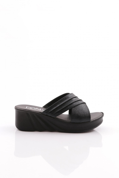 DGN 2132-22y Papuci de damă cu bretele încrucișate din piele intoarsa neagra