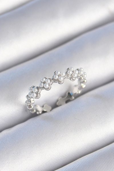 shopwave Brass Silver Color Pearl Clover Model Women's Ring
